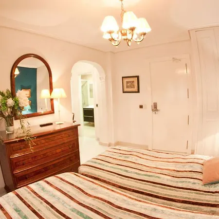 アパートホテル Brisas 3*