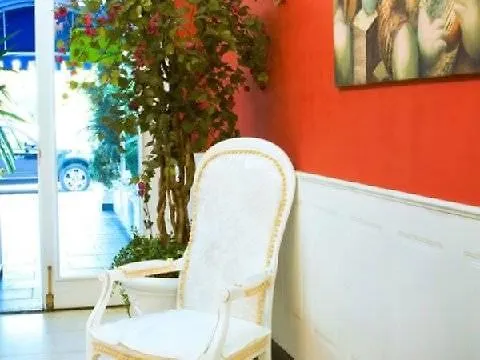 Aparthotel Brisas 3*