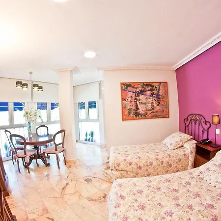 Lägenhetshotell Brisas 3*