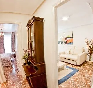 Aparthotel Brisas 3*