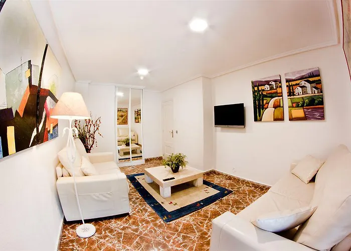 Aparthotel Brisas 3*